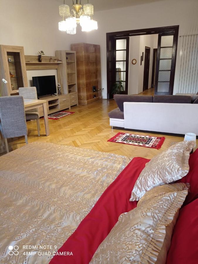 Apartament Piata Sfatului Braşov Exterior foto