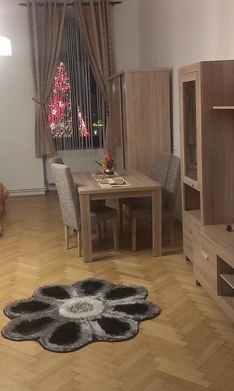 Apartament Piata Sfatului Braşov Exterior foto